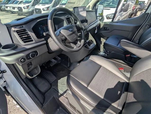 New 2026 Oxford White Ford Cargo Van image 21