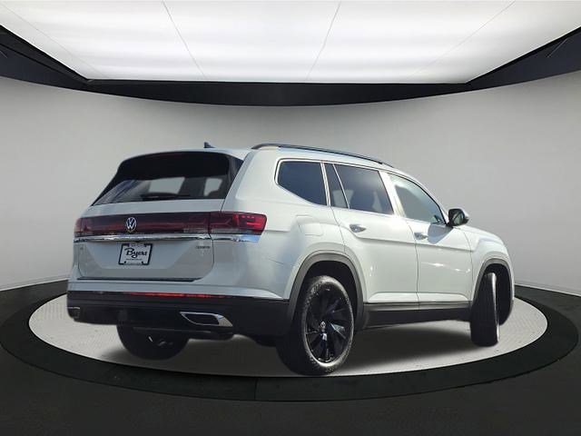 New 2026 Opal White Pearl Volkswagen 2.0T SE w/Technology image 8