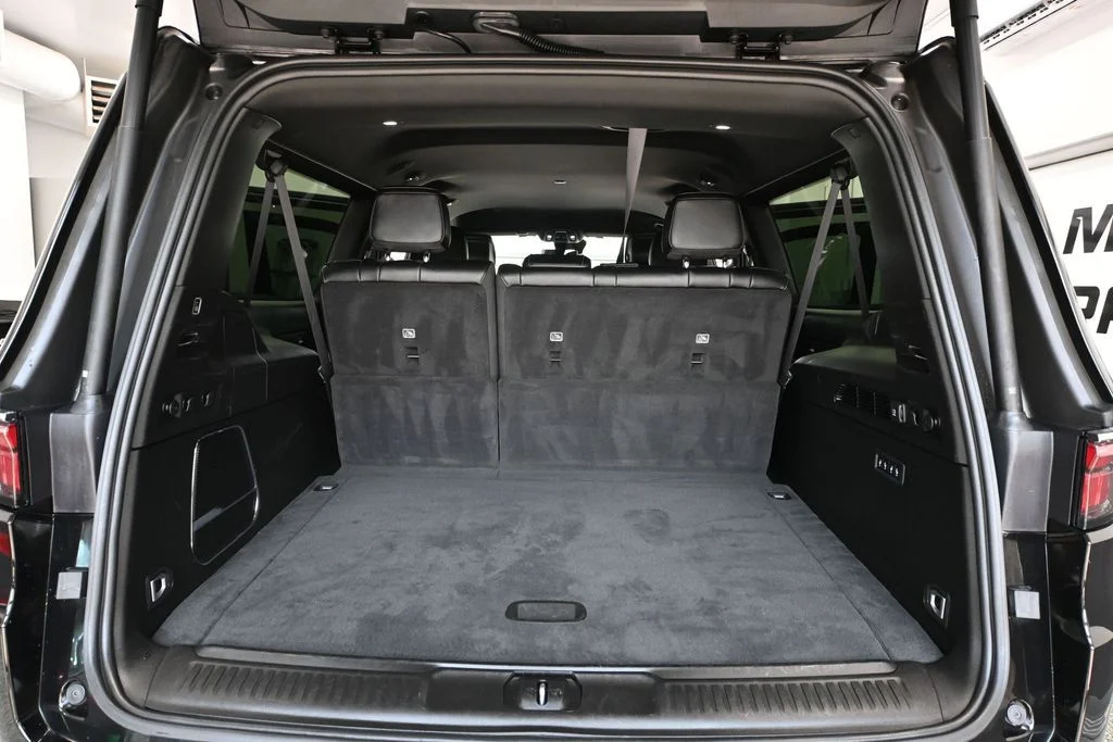 Used 2024 Black Jeep Series III image 44