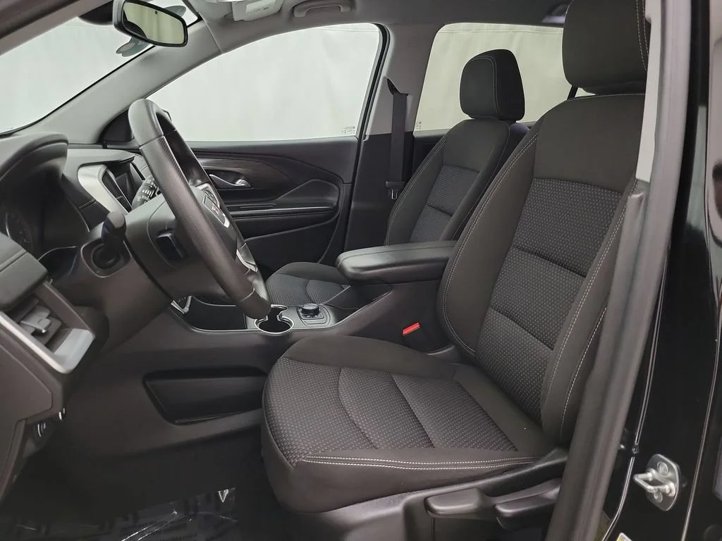 2024 GMC Terrain SLE - Photo 9