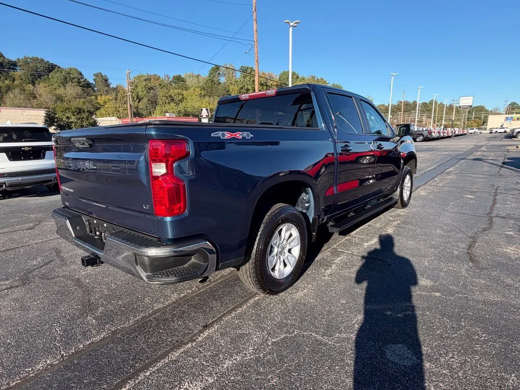 Used 2023 NORTHSKY BLUE METALLIC Chevrolet LT image 7