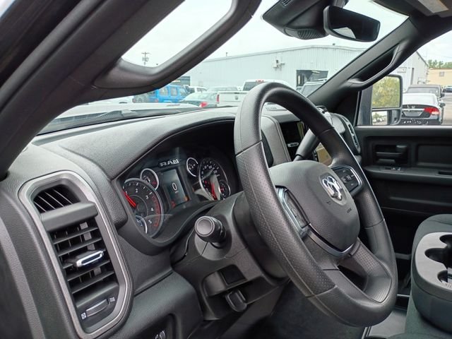 New 2026 Diamond Black Crystal Pearlcoat RAM  image 11