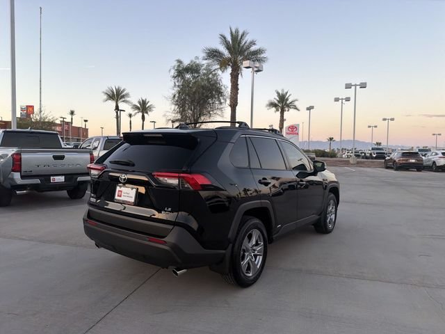 2025 Toyota RAV4 LE - Photo 5