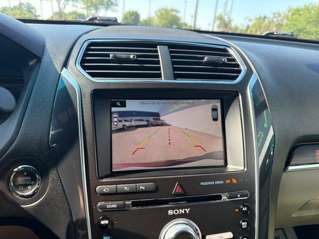 Used 2016 Bronze Ford Limited image 35