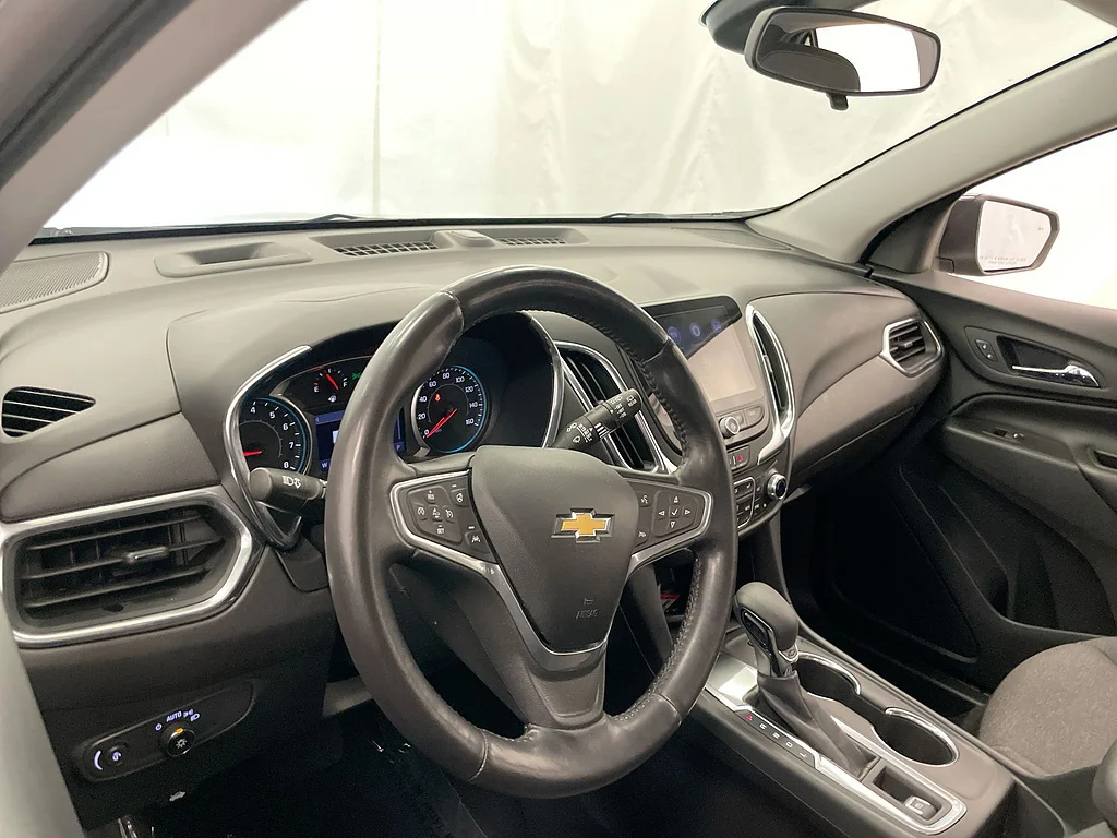 Used 2022 Iron Gray Metallic Chevrolet LT image 10