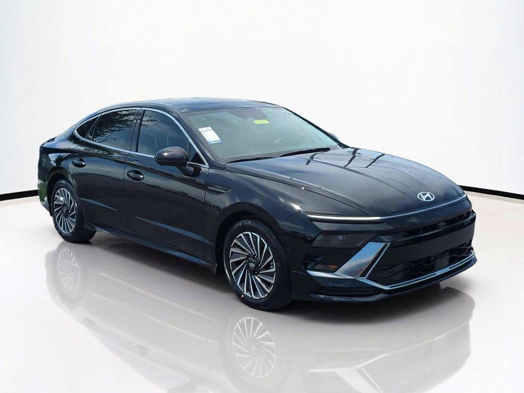 New 2026 Black Hyundai Limited image 2
