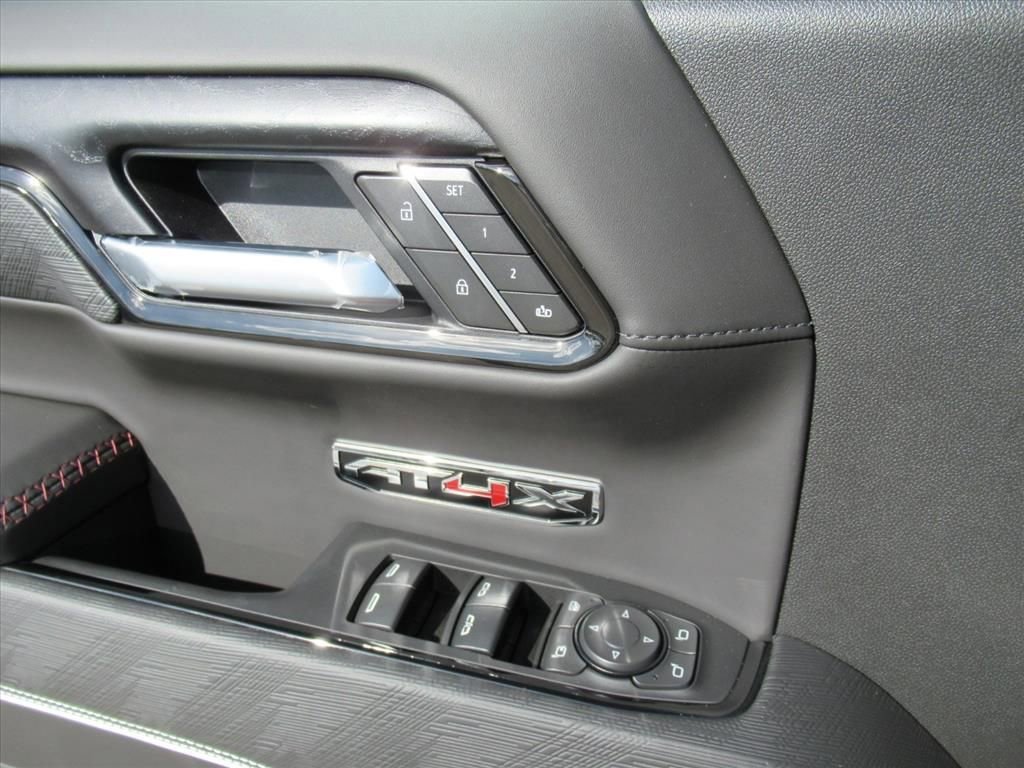 2026 GMC Sierra 1500 AT4X - Photo 20