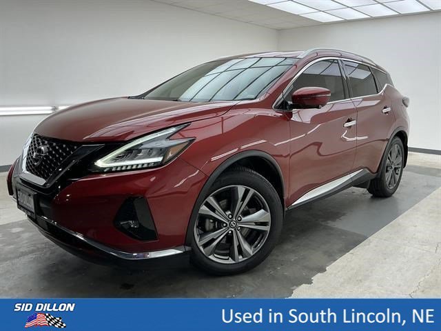 Used 2020 Cayenne Red Metallic Nissan Platinum image 1