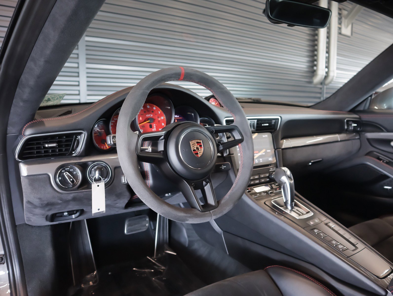 Used 2018 Agate Grey Metallic Porsche GT3 Coupe image 4