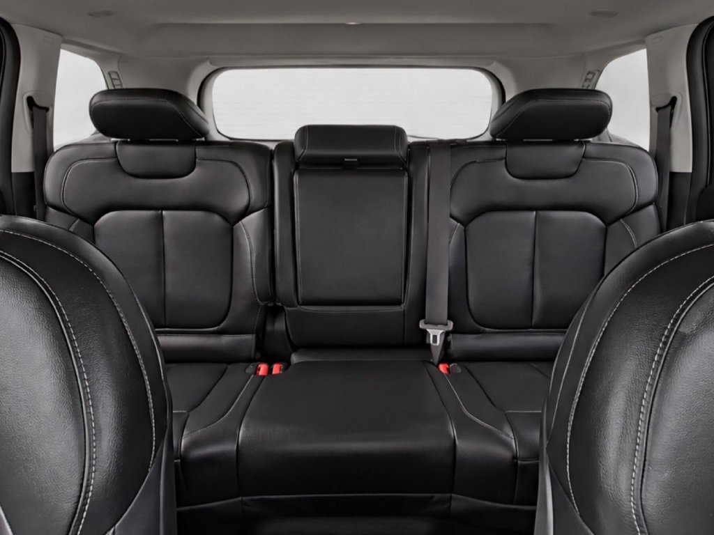 Used 2023 Red Jeep 4xe image 18