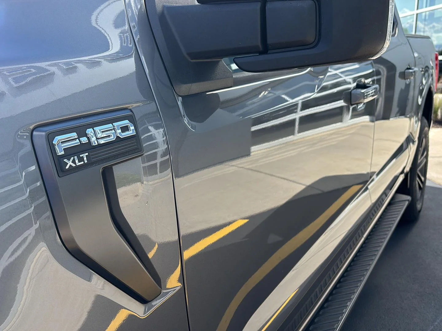 Used 2022 Carbonized Gray Ford XLT image 9