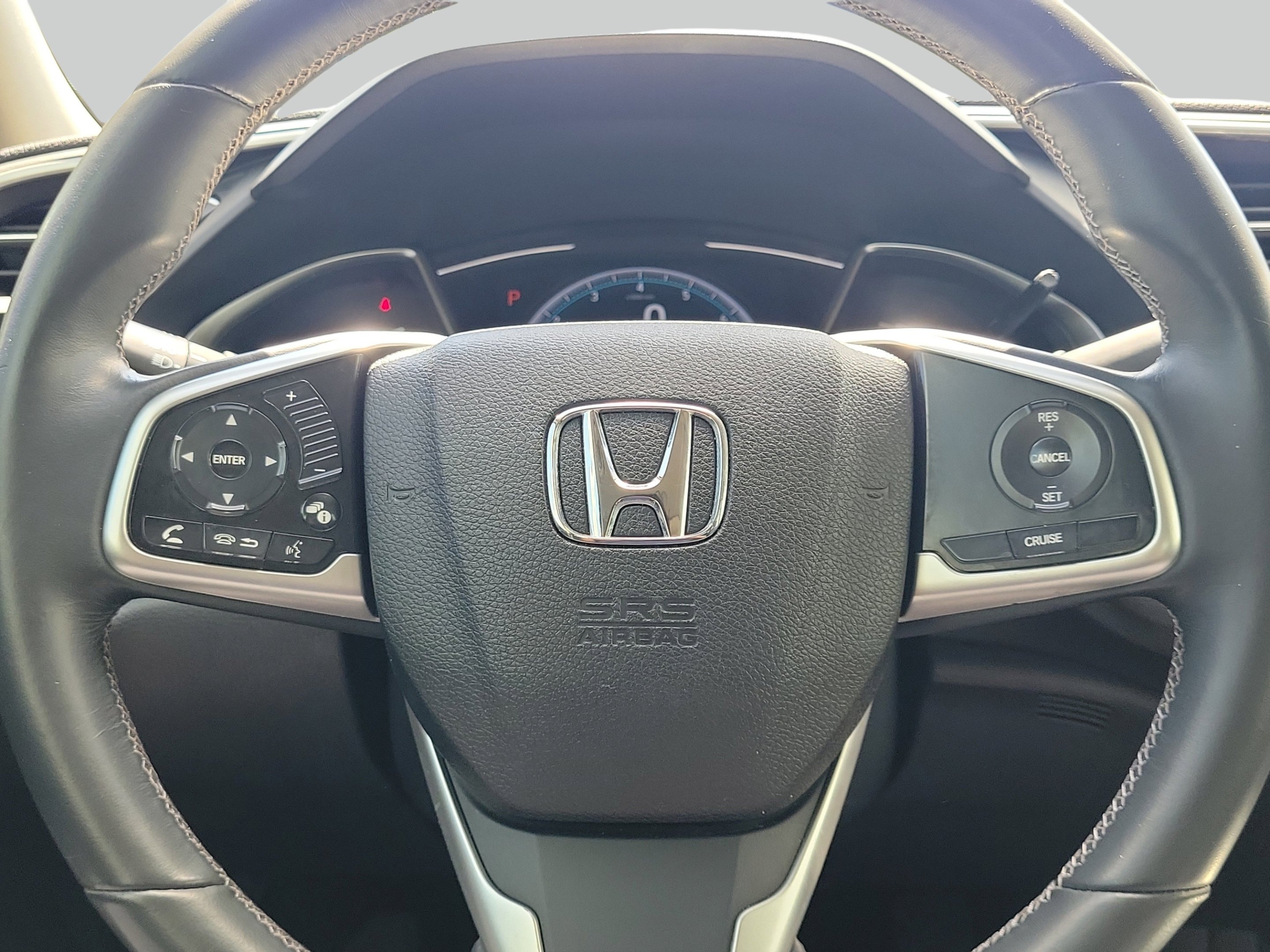 Used 2018 Silver Metallic Honda EX-L image 30