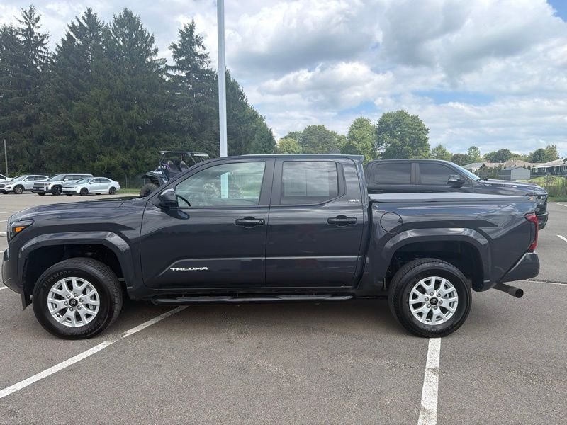 Used 2024  Toyota SR5 image 6