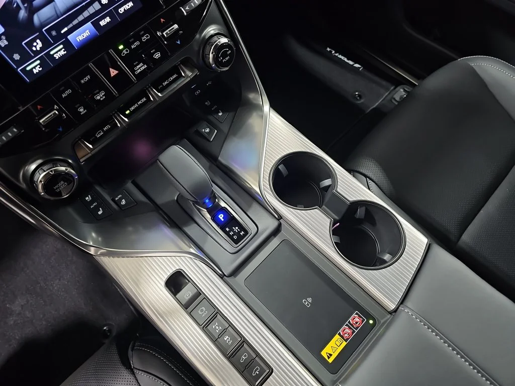 New 2026 Caviar Lexus F SPORT HANDLING image 24