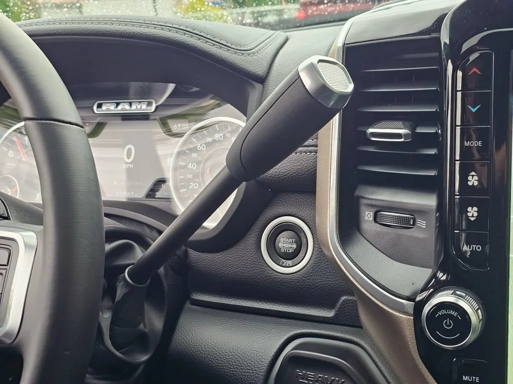 Used 2019  Ram Laramie image 36