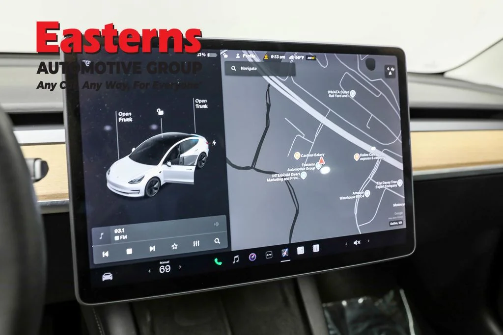 Used 2022 White Tesla Long Range image 16