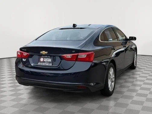 Used 2017 Blue Chevrolet LT image 3