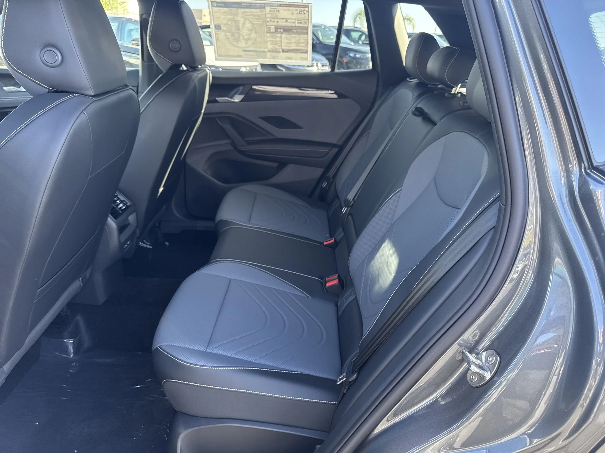 New 2026 Platinum Gray Metallic Volkswagen SE R-Line Black image 31