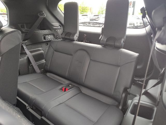 New 2026 White Mitsubishi SE image 28