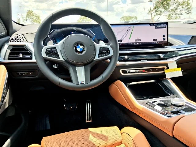 Used 2024 Gray BMW xDrive28i image 14