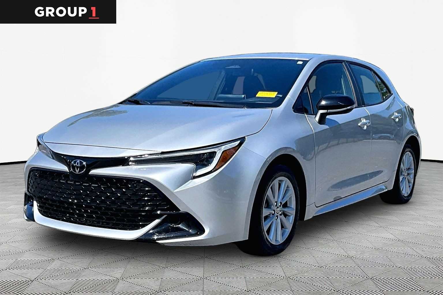 2026 Toyota Corolla Hatchback SE