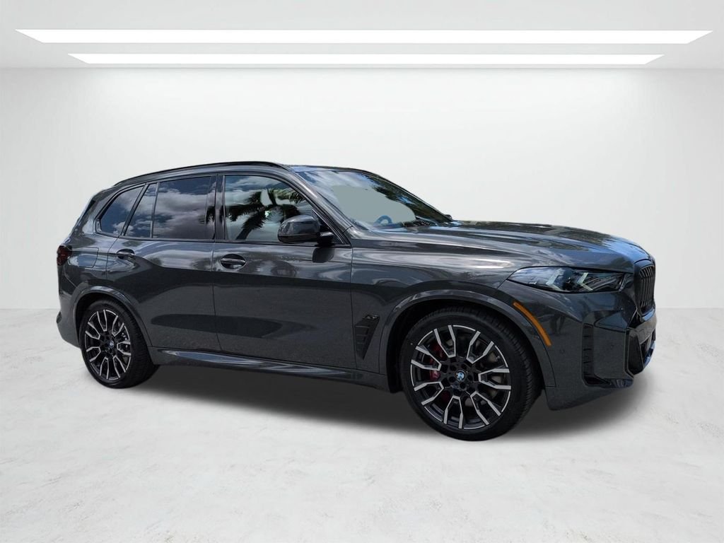 New 2026 Dravit Grey Metallic BMW xDrive50e image 2
