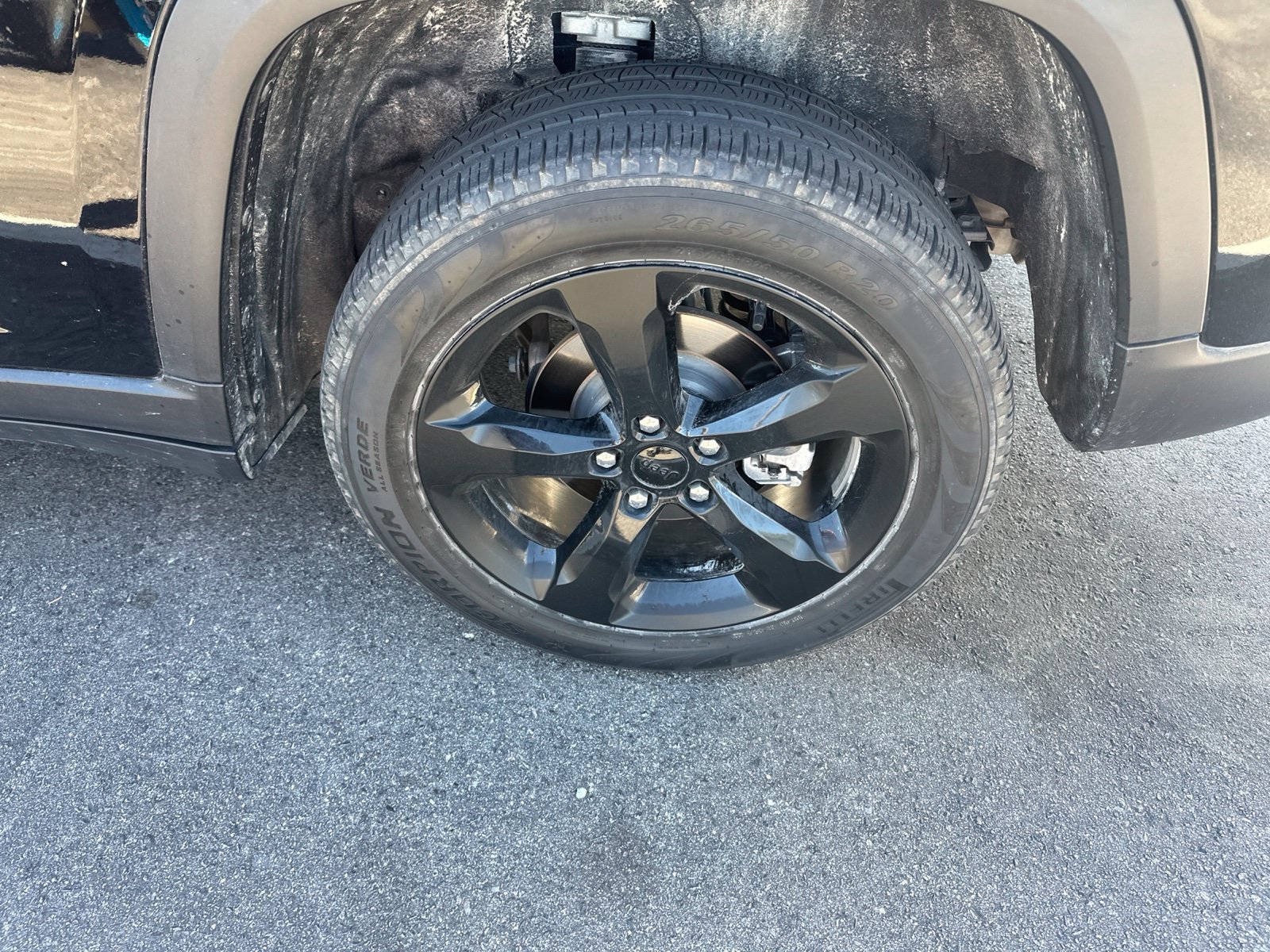 Used 2023 Black Jeep Limited image 5