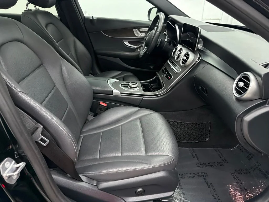Certified Used 2020 Black Mercedes-Benz C 300 image 32