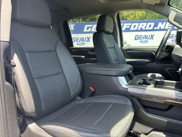 Used 2024 Iridescent Pearl Tricoat Chevrolet LTZ image 29