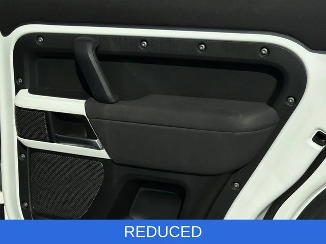 2023 Land Rover Defender S - Photo 37