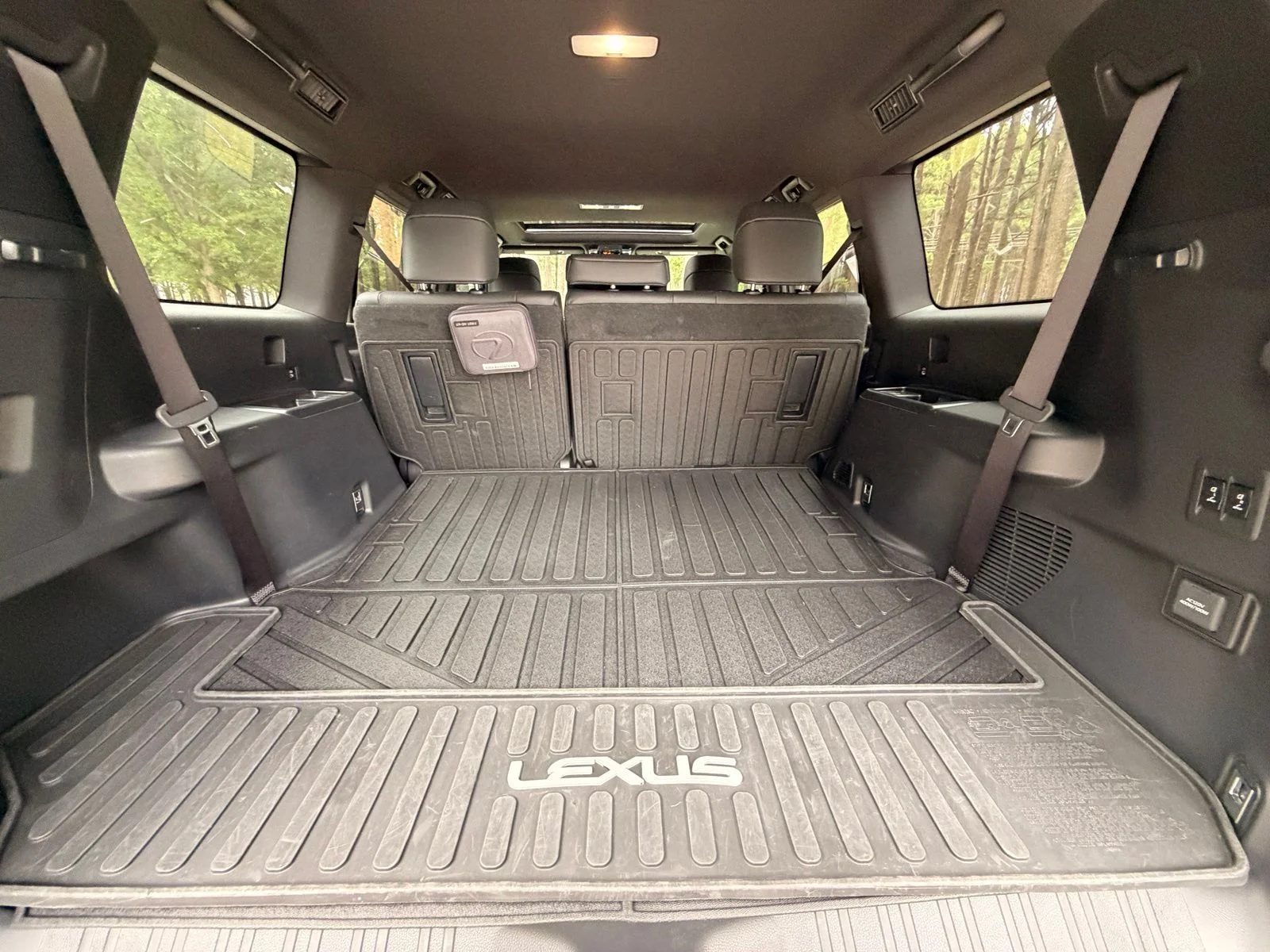 Used 2024 Incognito Lexus 550 Premium+ image 18