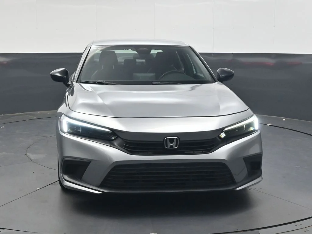 Used 2024  Honda Sport image 9