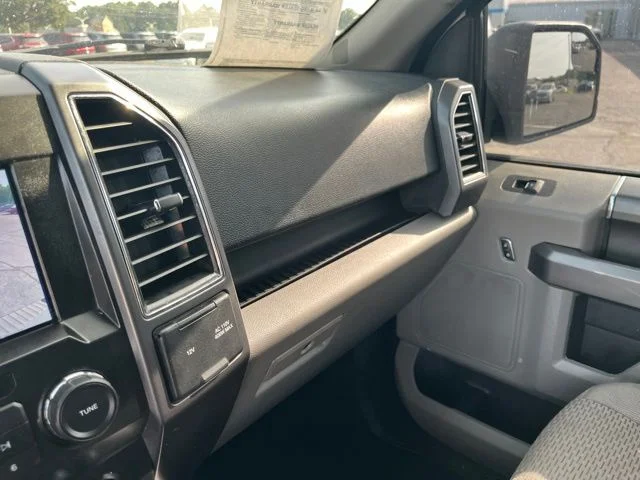 Used 2019 White Ford XLT image 25