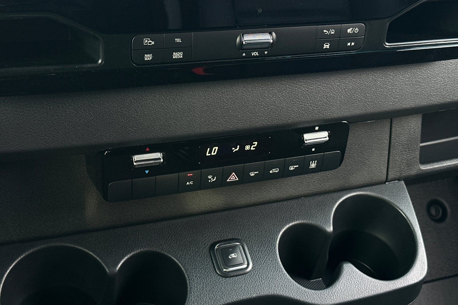 2026 Mercedes-Benz Sprinter Crew Van Base - Photo 16