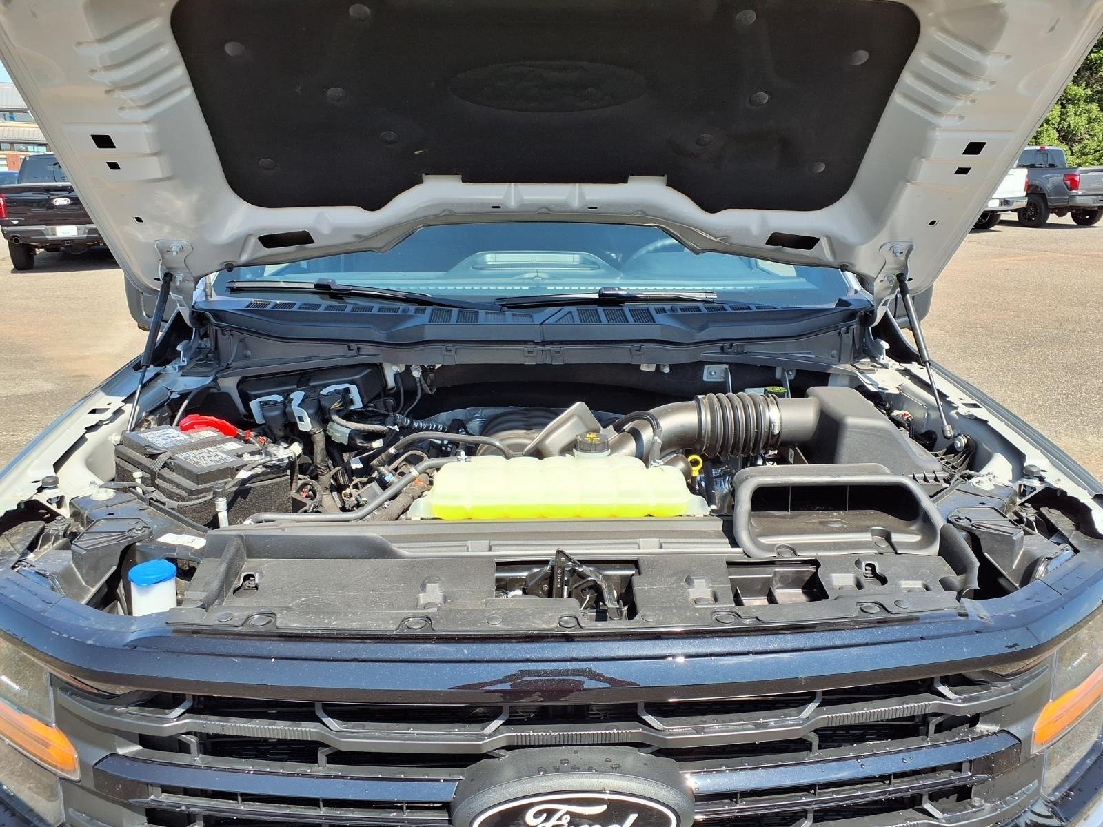 New 2026 Iconic Silver Metallic Ford XLT image 30