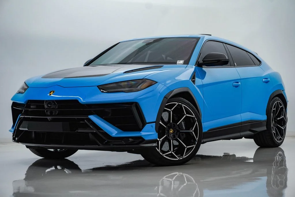 Used 2024 Blu Cepheus Metallic Lamborghini Performante image 1