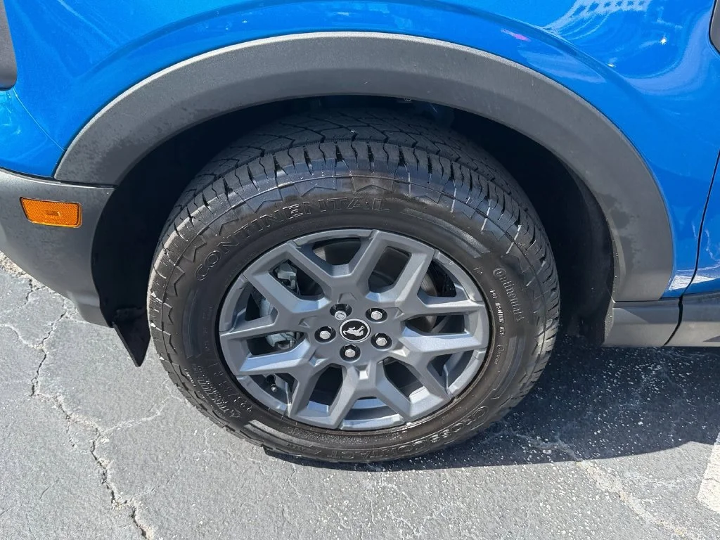 Used 2025 Blue Metallic Ford Big Bend image 20