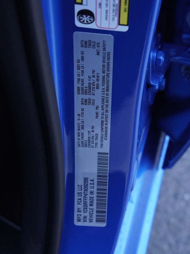 New 2026 Hydro Blue Pearl-Coat Exterior Paint RAM Big Horn/Lone Star image 37