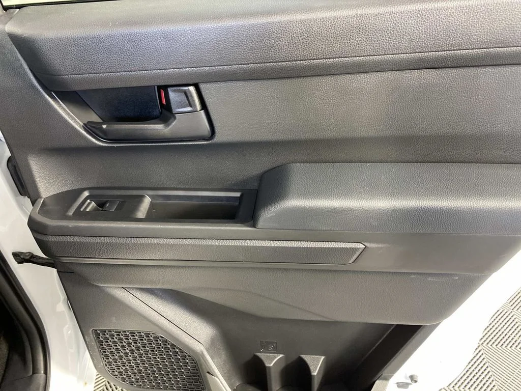 Used 2025 White Toyota SR5 image 26