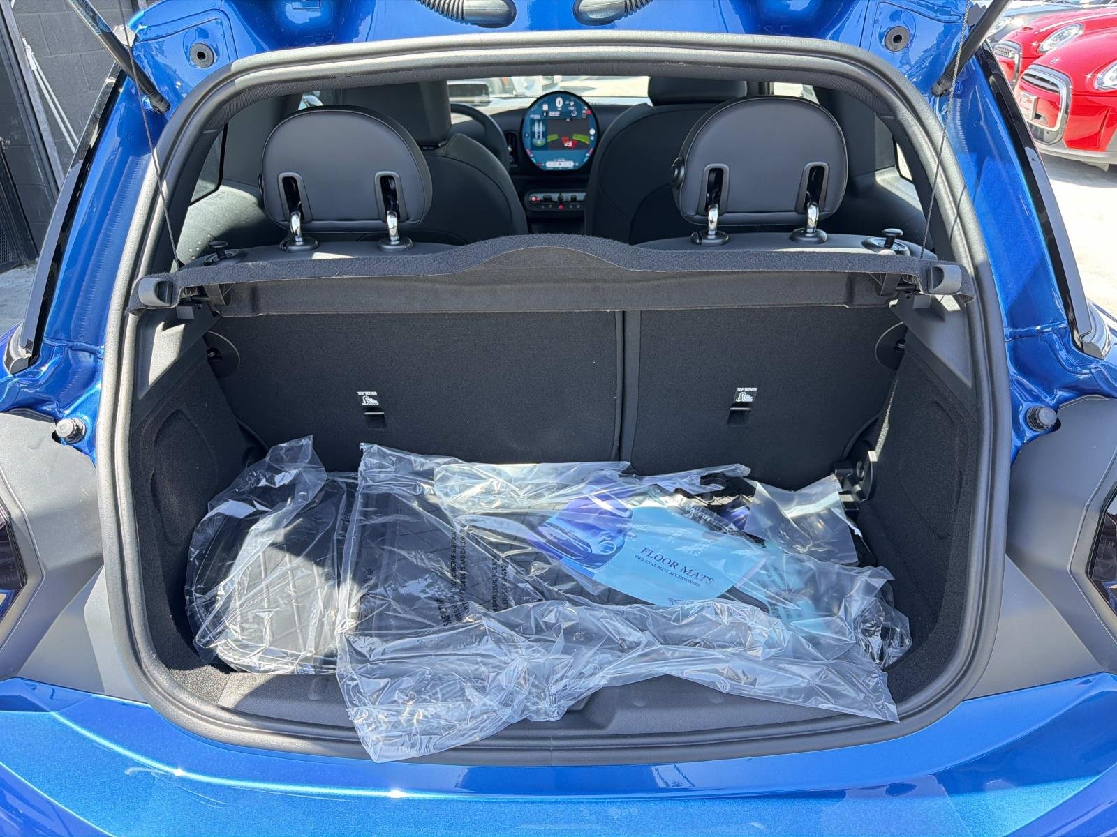 New 2026 0C6L Icy Sunshine Blue Metallic MINI Signature Plus image 6