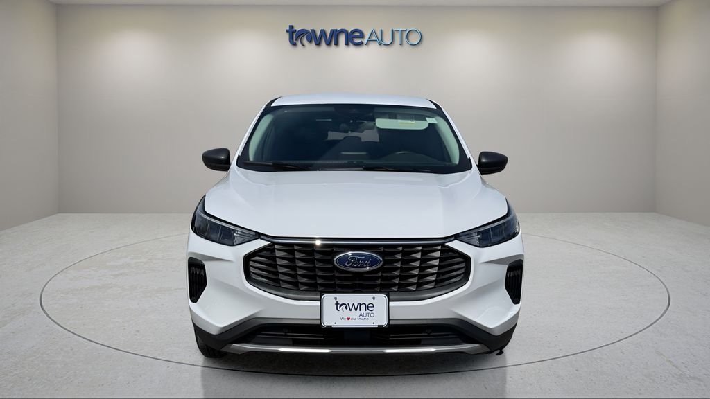 Used 2025 White Ford Active image 8