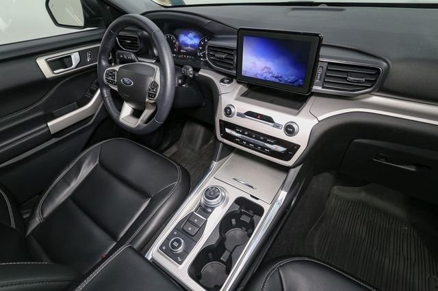 Used 2023 Blue Ford XLT image 19
