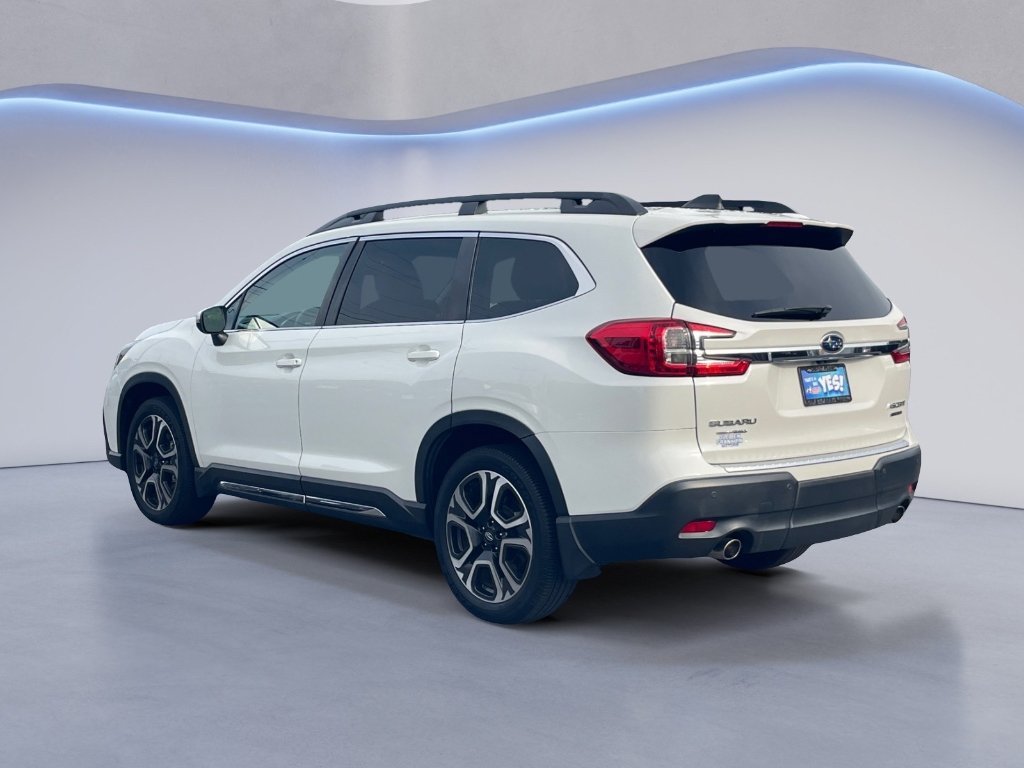 Used 2023 Crystal White Pearl Subaru Limited image 20