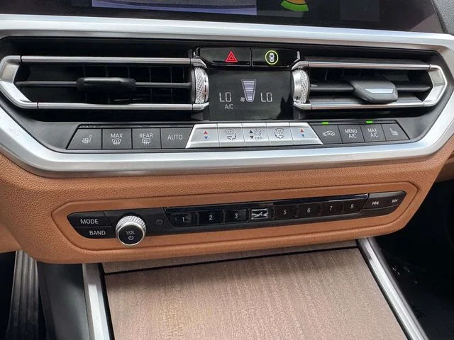 Used 2019 Blue BMW 330i xDrive image 38