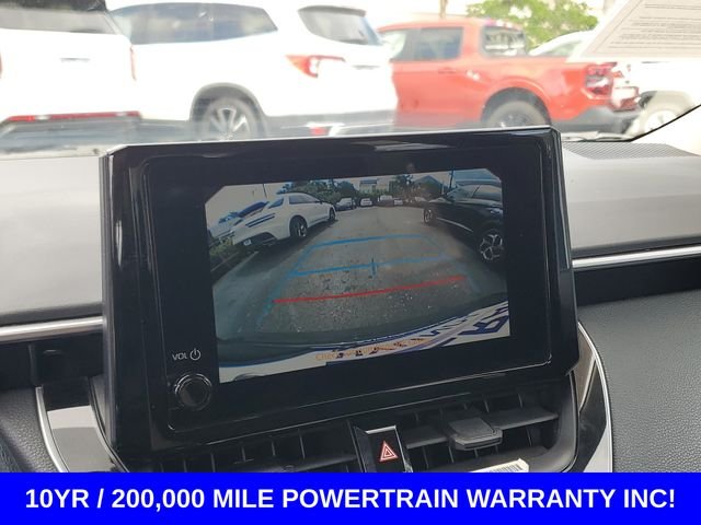 Used 2024  Toyota LE image 19