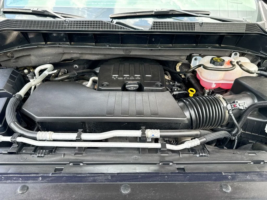 Used 2024 Gray Chevrolet LT image 31