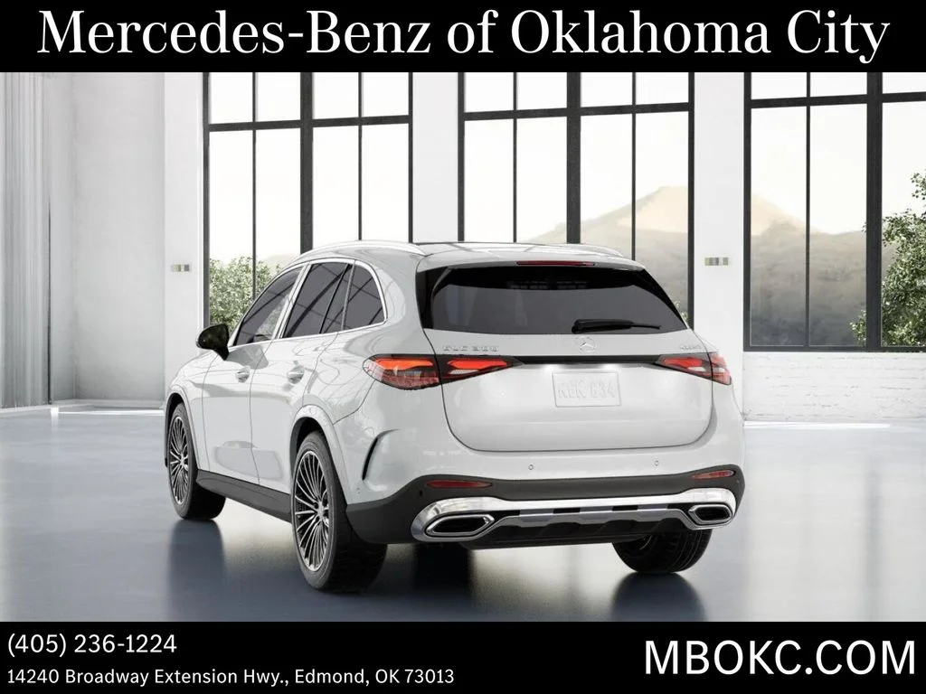 New 2026 MANUFAKTUR Moonlight White Metallic Mercedes-Benz GLC 300 image 28