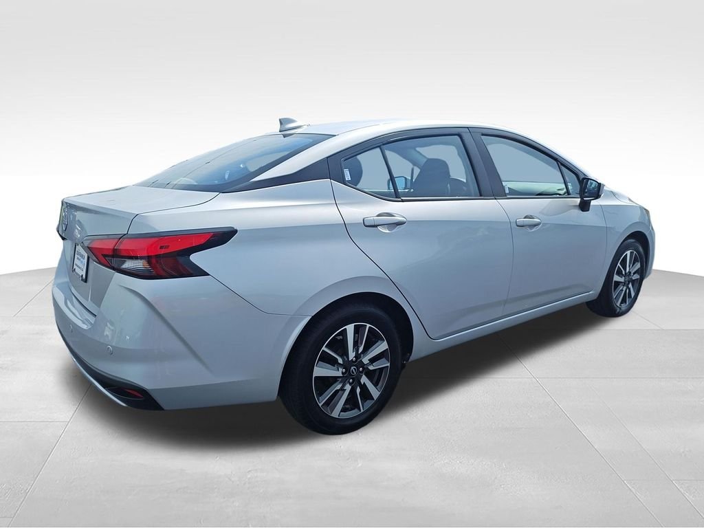 Used 2025 Silver Nissan 1.6 SV image 5