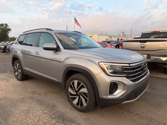 2024 Volkswagen Atlas SE w/Tech