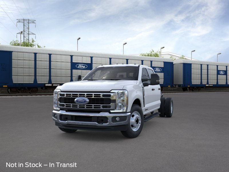 New 2026 Oxford White Ford XL image 4